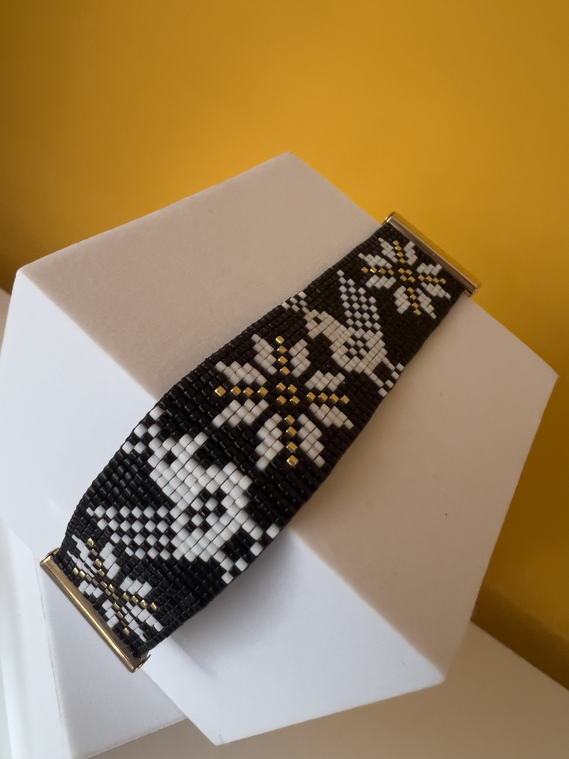 Bracciale pavoncella nero - immagine 3